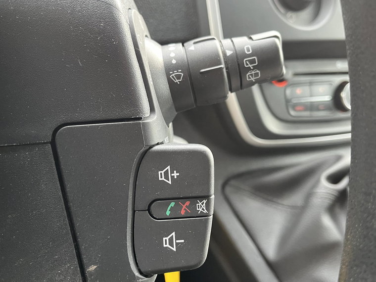 Vehicle Image 27