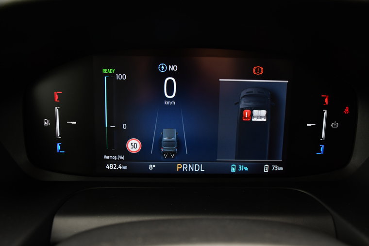 Vehicle Image 32