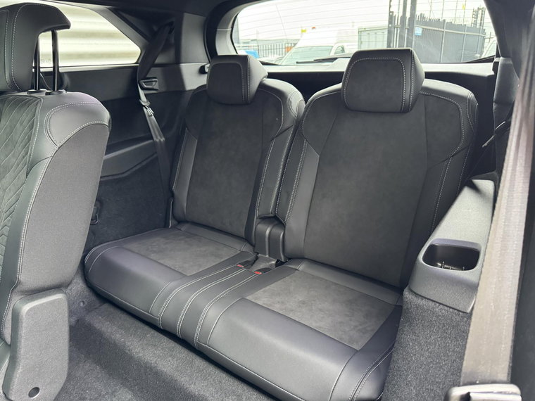 Vehicle Image 31