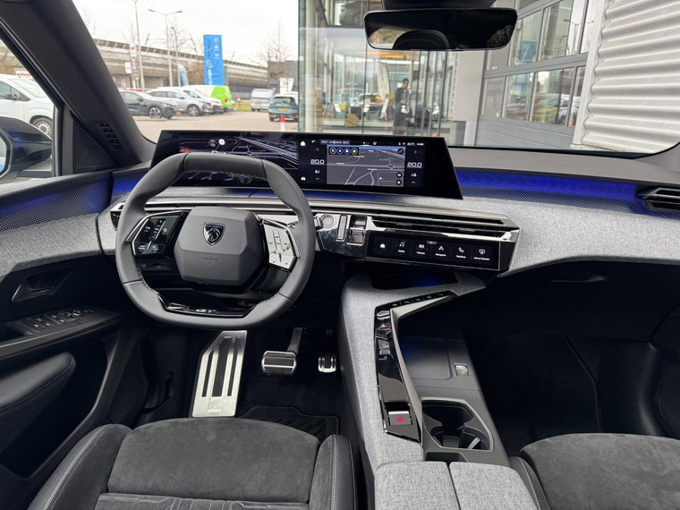 Vehicle Image 35