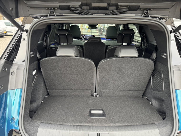 Vehicle Image 47