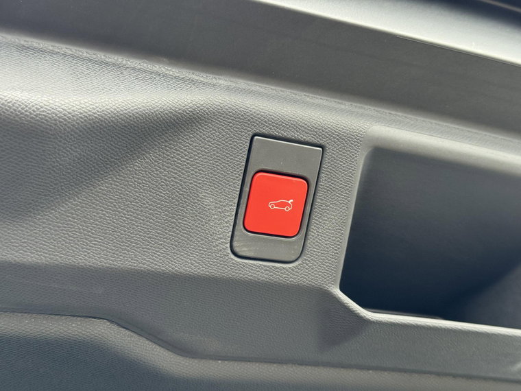 Vehicle Image 48