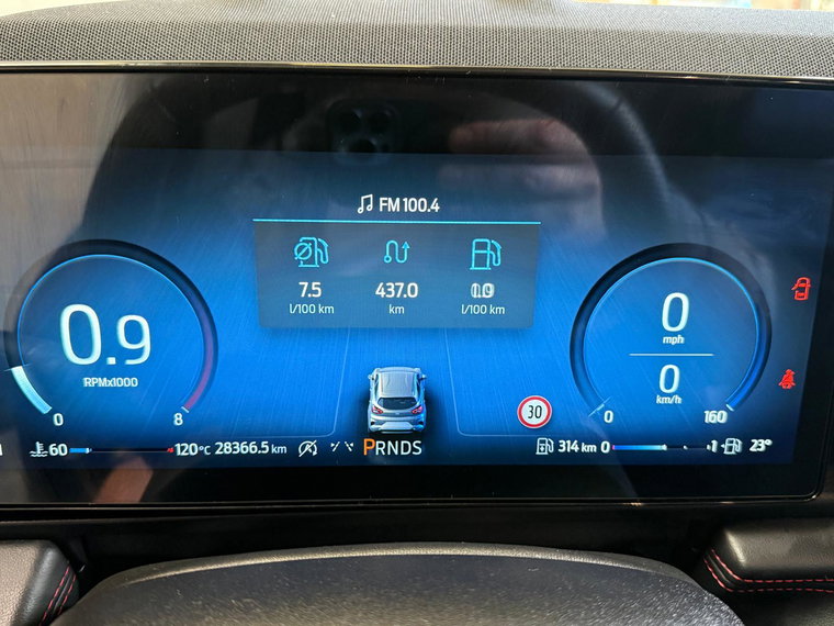 Vehicle Image 15