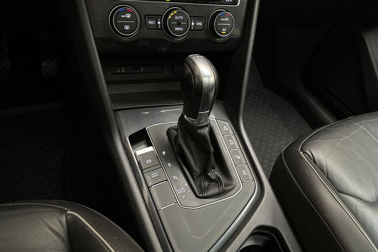 Vehicle Image 31