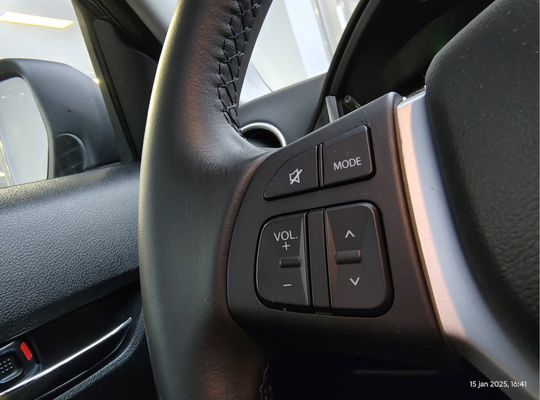 Vehicle Image 20