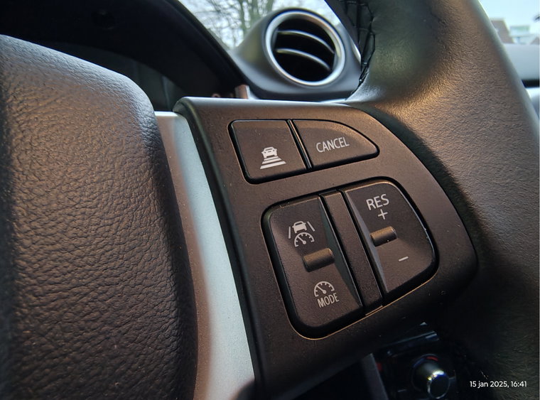 Vehicle Image 21