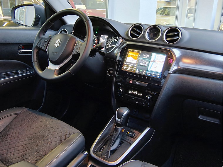 Vehicle Image 9