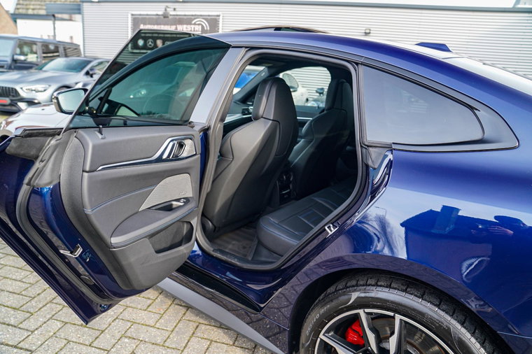 Vehicle Image 40