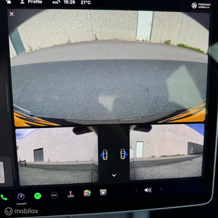 Vehicle Image 17