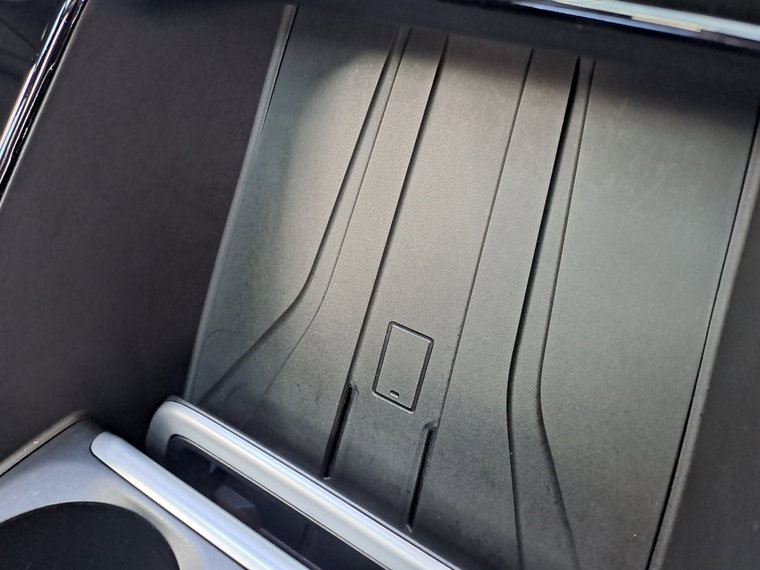 Vehicle Image 33