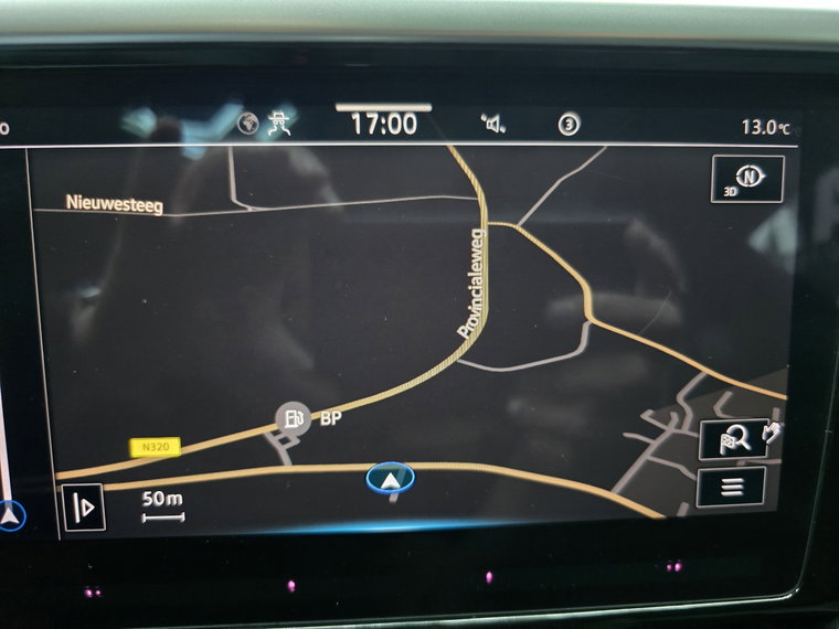 Vehicle Image 17