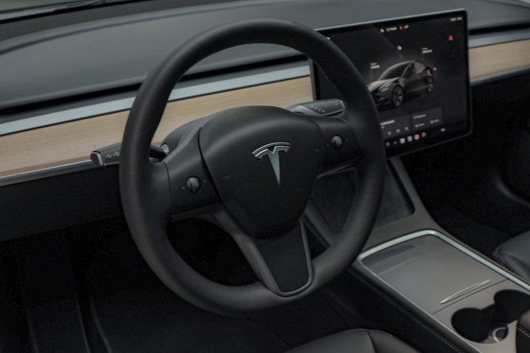 Vehicle Image 9