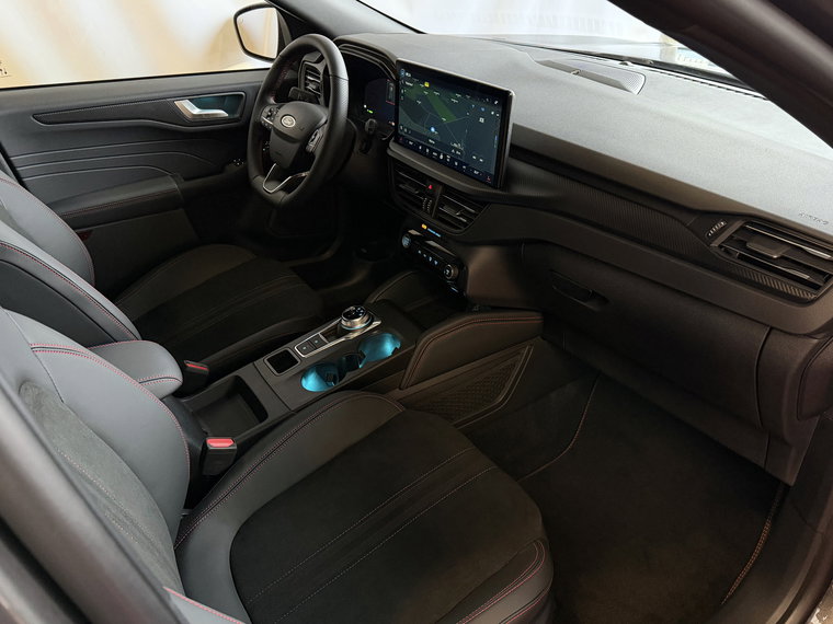 Vehicle Image 33