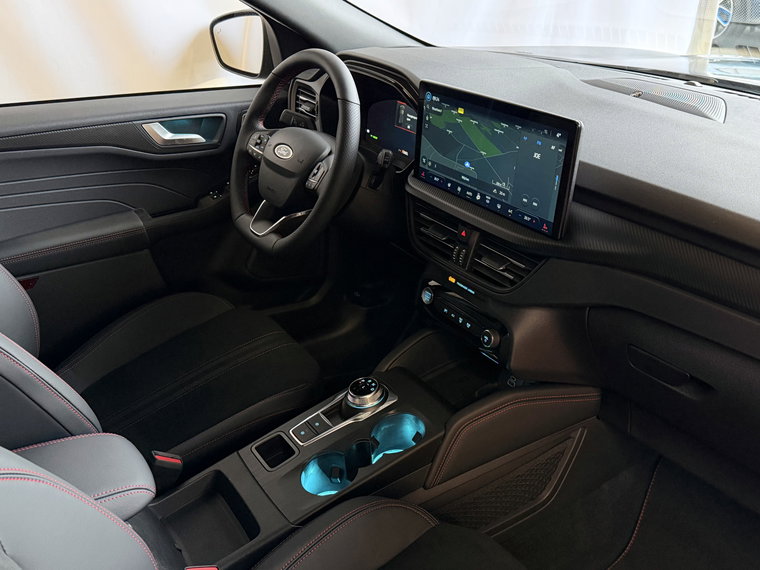 Vehicle Image 36