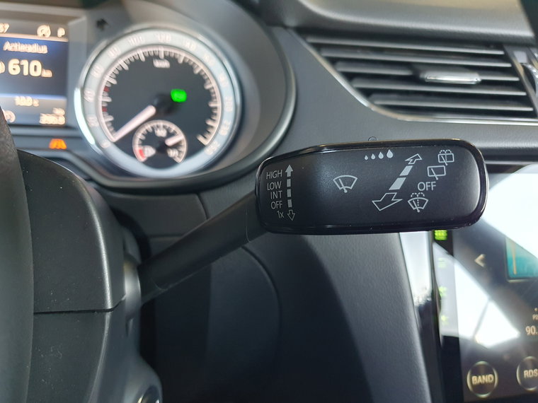 Vehicle Image 26