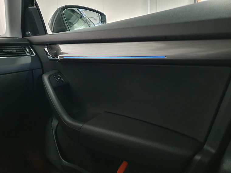 Vehicle Image 59