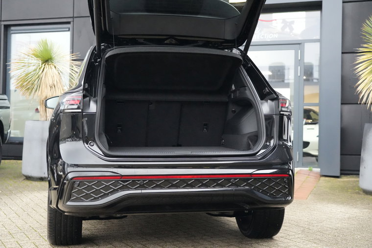 Vehicle Image 40