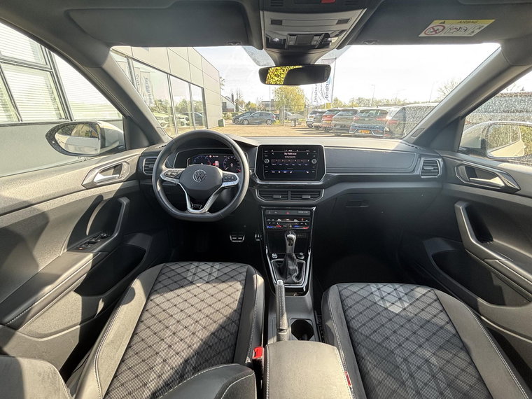 Vehicle Image 33