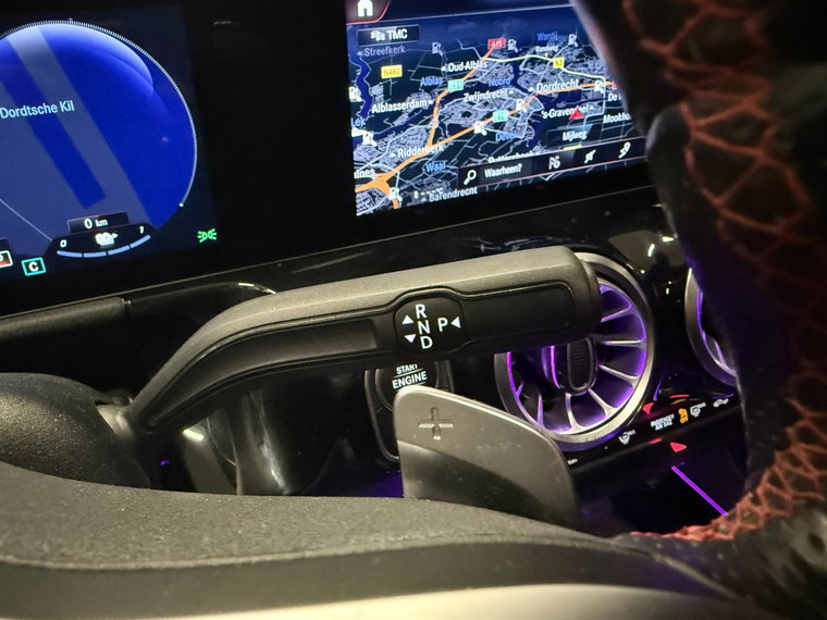 Vehicle Image 30
