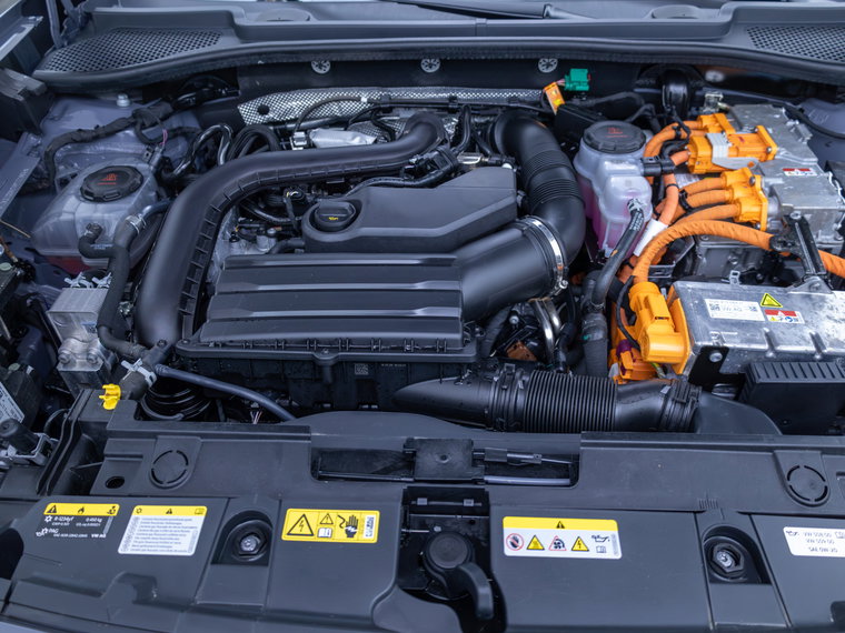Vehicle Image 13