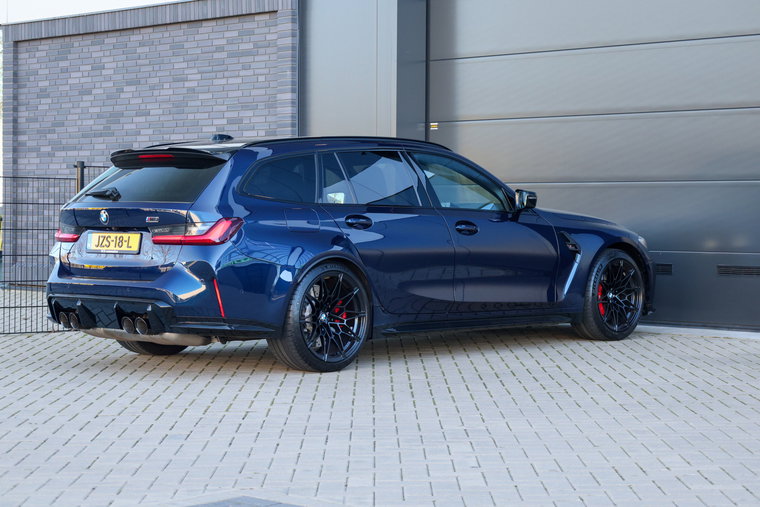 Vehicle Image 60