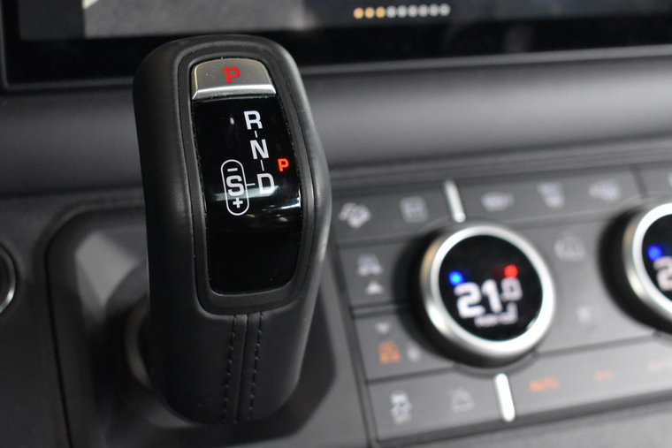 Vehicle Image 18