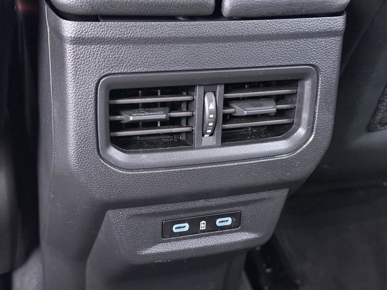 Vehicle Image 27