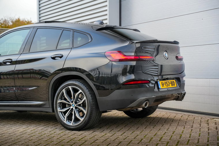 Vehicle Image 35