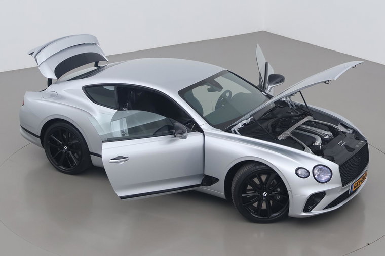 Vehicle Image 6