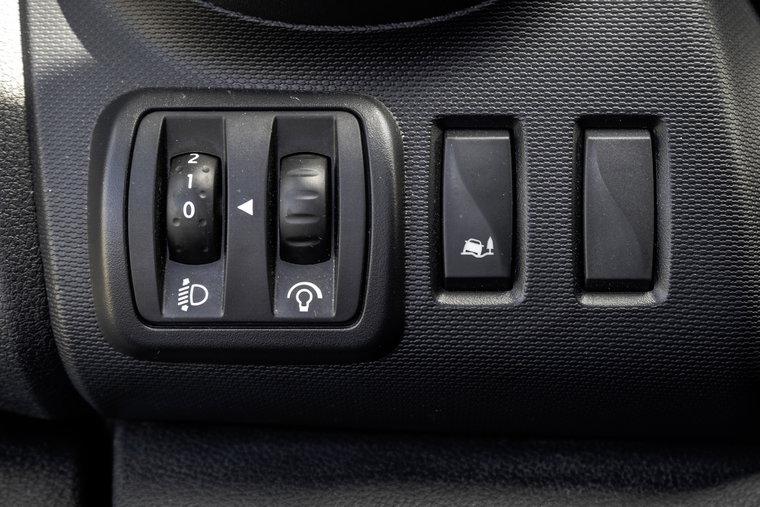 Vehicle Image 24