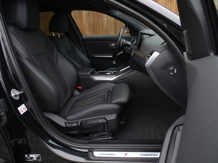 Vehicle Image 45