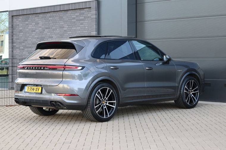 Vehicle Image 50