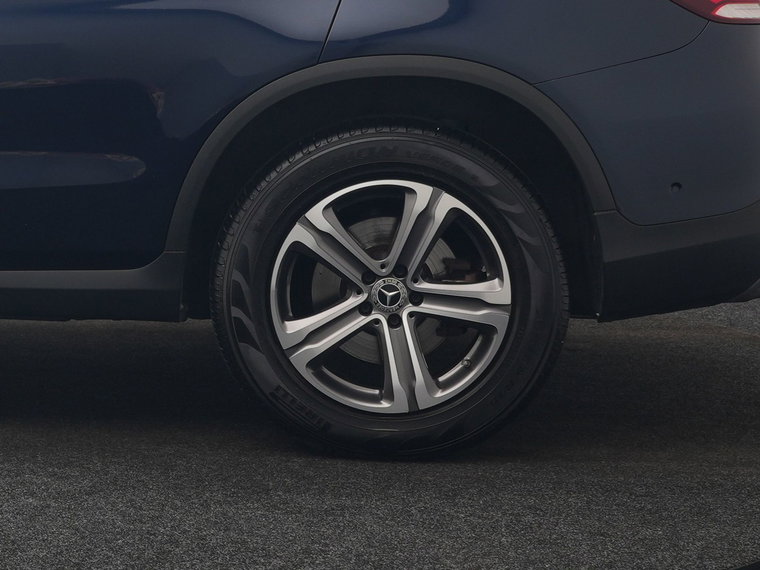 Vehicle Image 40