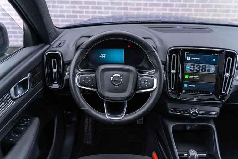 Vehicle Image 30