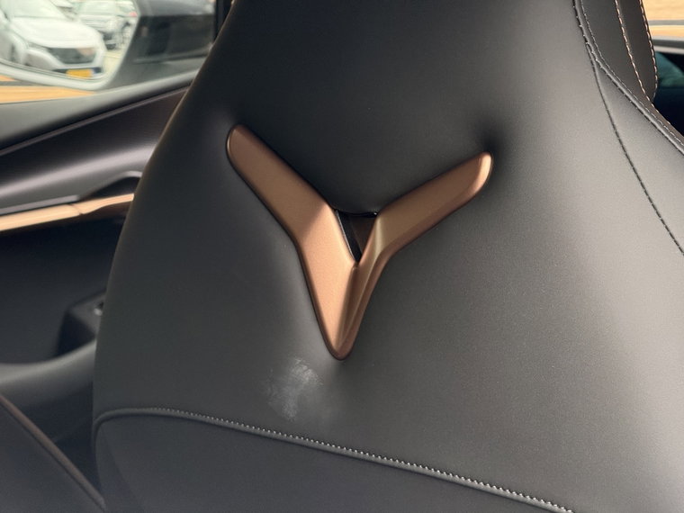 Vehicle Image 50