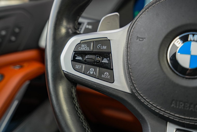 Vehicle Image 19