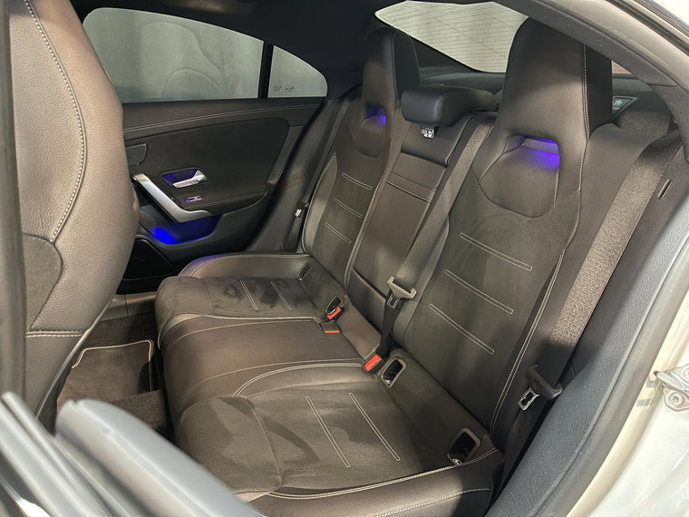 Vehicle Image 37