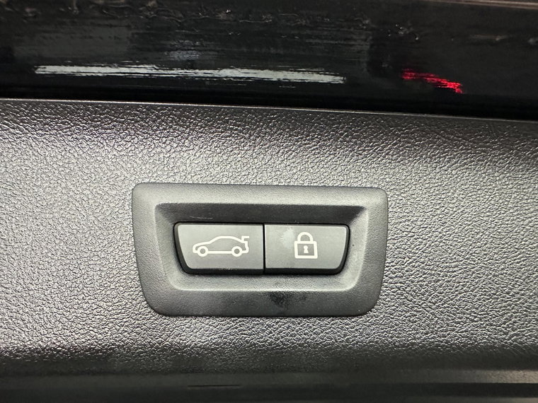 Vehicle Image 39