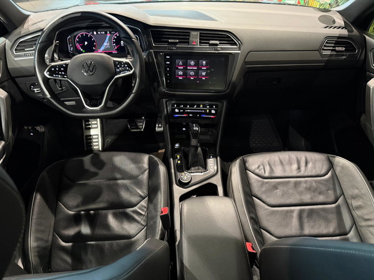 Vehicle Image 32