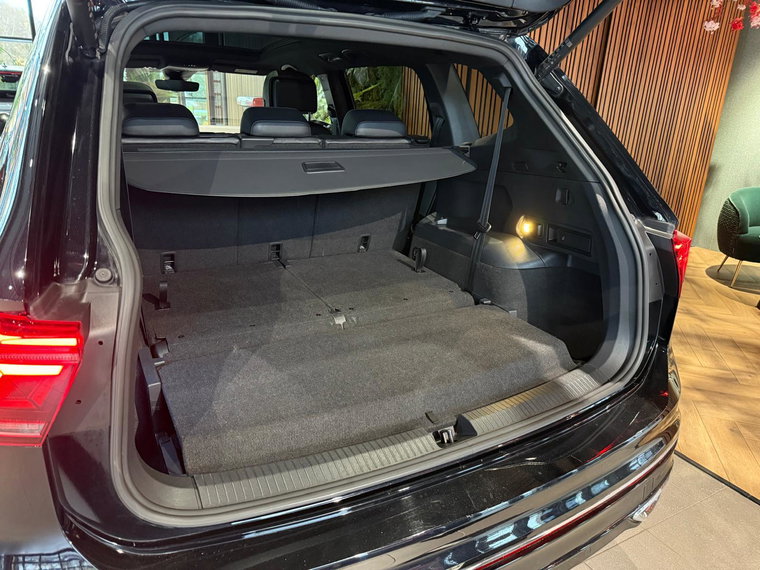 Vehicle Image 40