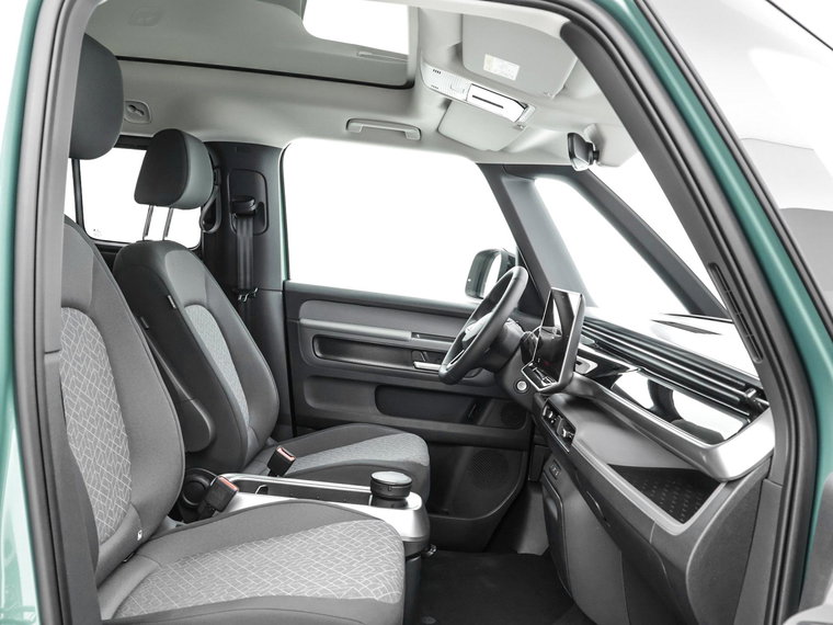 Vehicle Image 10