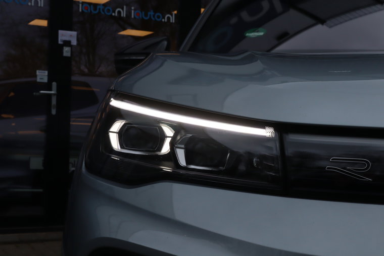 Vehicle Image 42