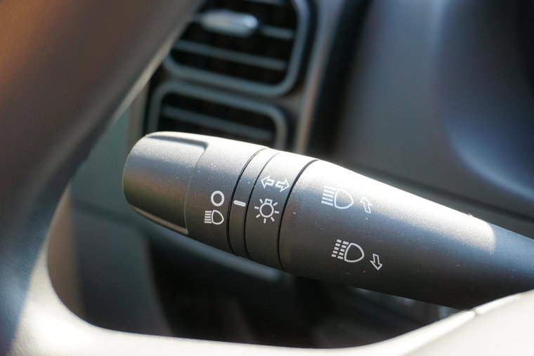 Vehicle Image 23