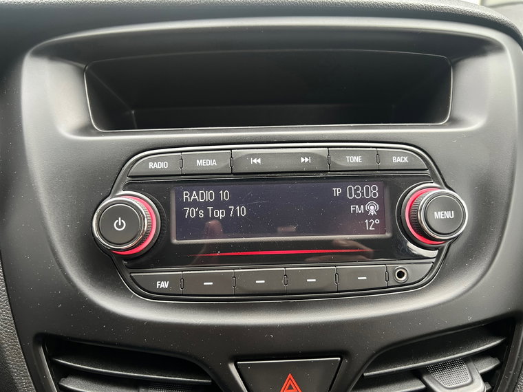Vehicle Image 18