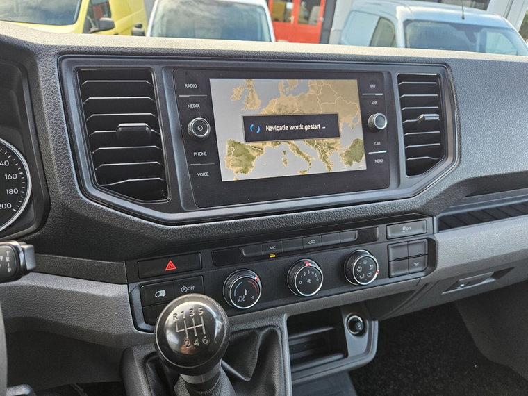 Vehicle Image 32