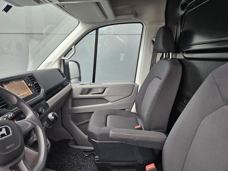 Vehicle Image 38