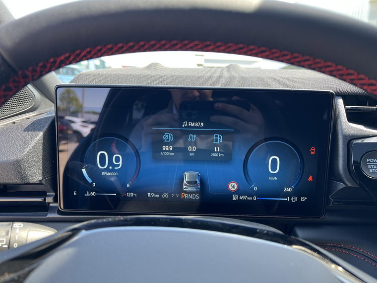 Vehicle Image 19