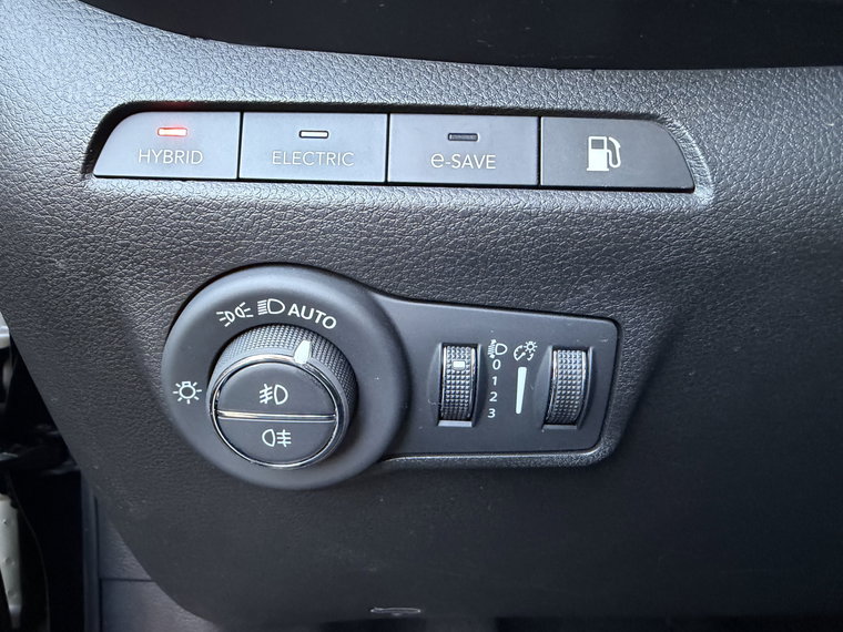Vehicle Image 28