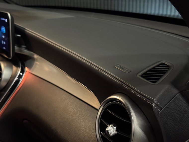 Vehicle Image 35