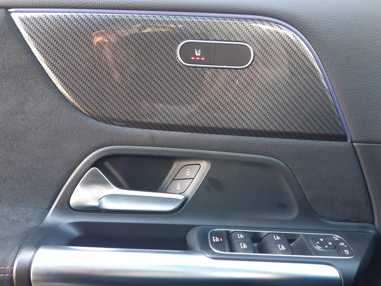 Vehicle Image 28